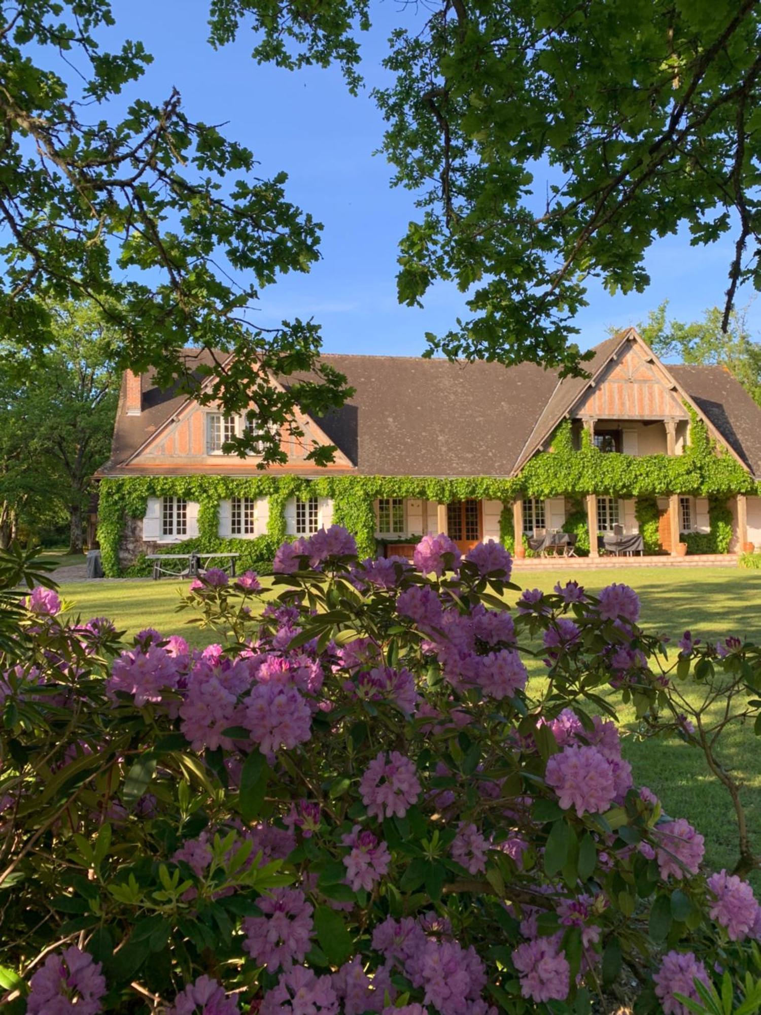 Les Vieux Guays Bed & Breakfast Cerdon  Екстериор снимка
