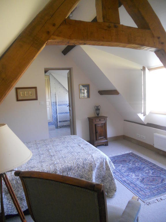 Les Vieux Guays Bed & Breakfast Cerdon  Стая снимка