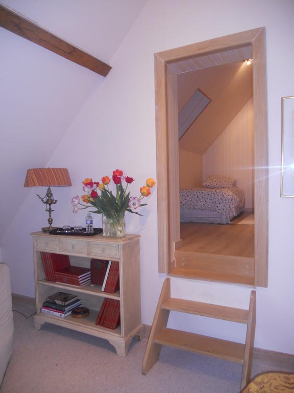 Les Vieux Guays Bed & Breakfast Cerdon  Стая снимка